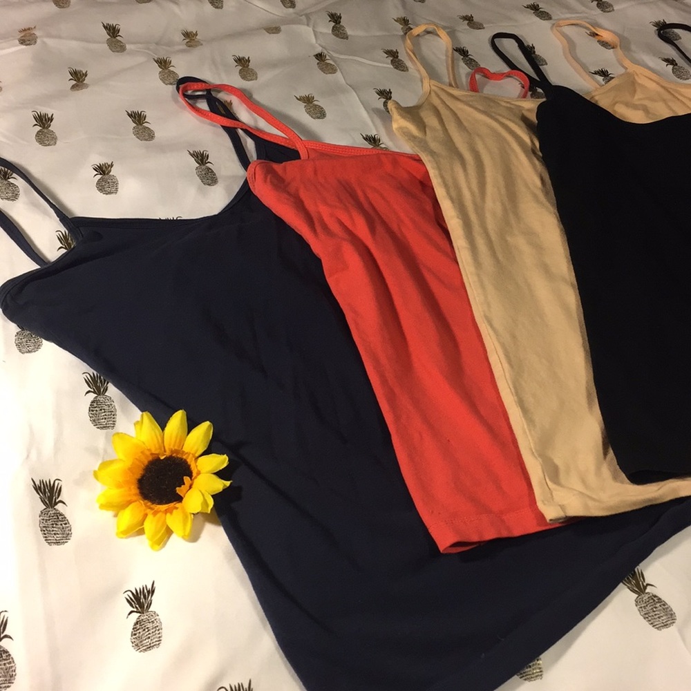🛑SOLD🛑F21 camis bundle